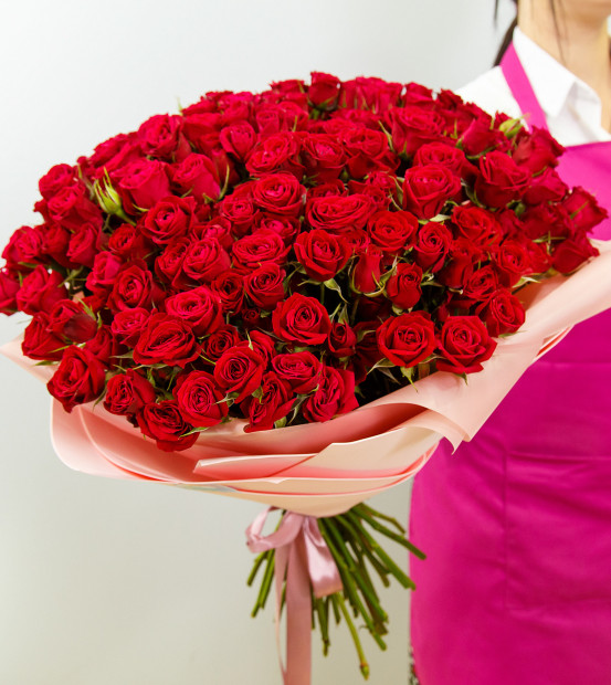 Фото Букет из 35 кустовых роз  - 2